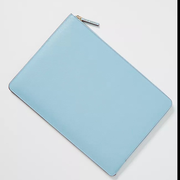 Anthropologie Bags Anthropologie Laptop Zipper Closure Carrying